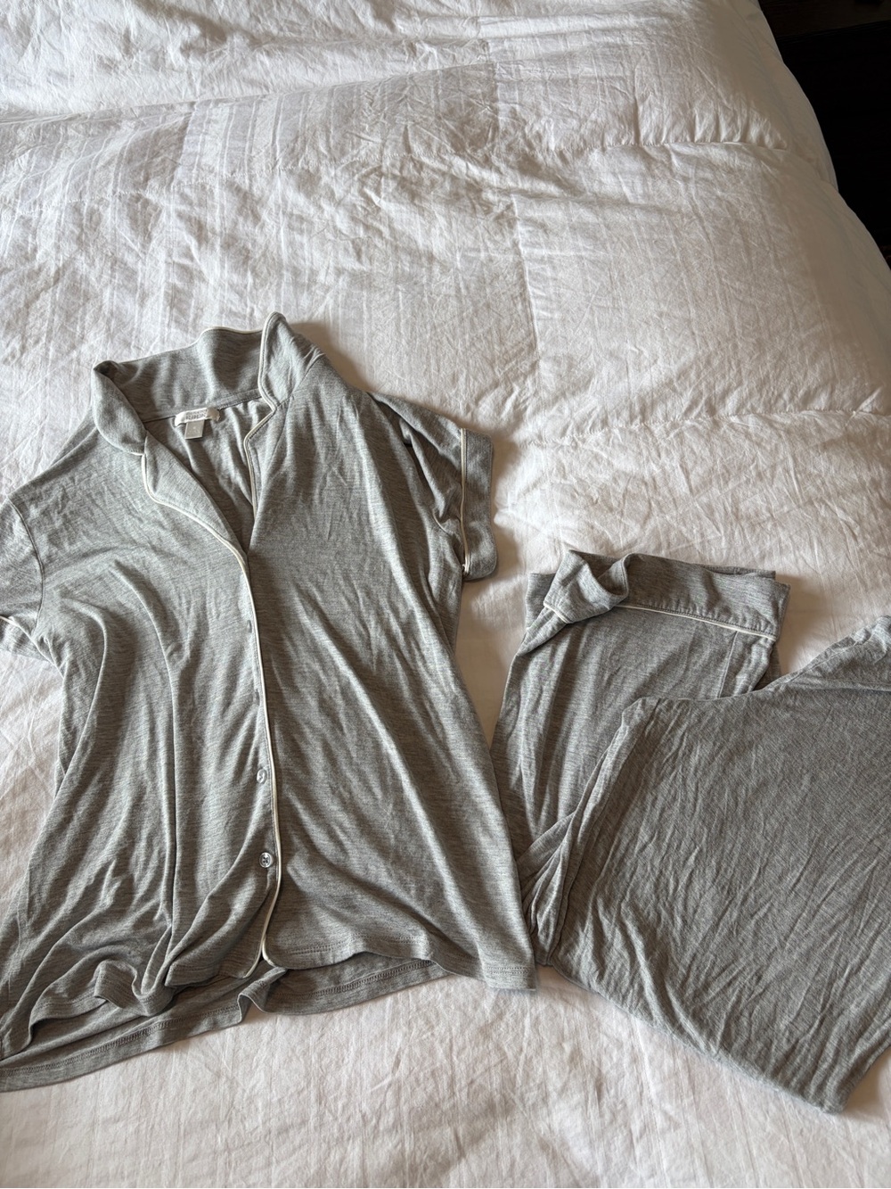 Nordstrom rack Gray Women's Sleep Set - Short Sleeve Button Top & Pants